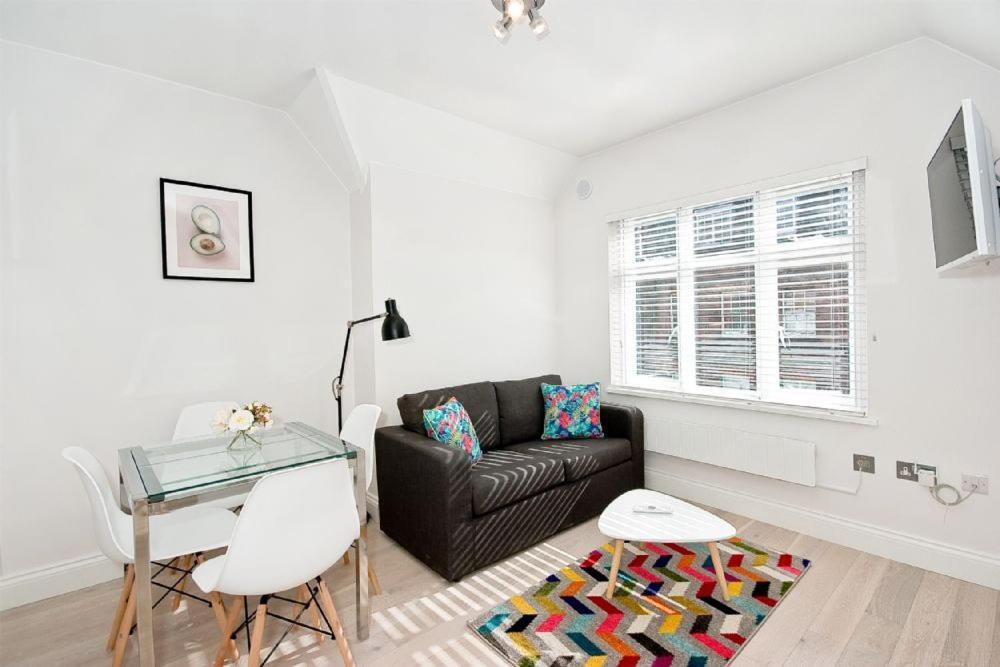 F5 Greek Street By City Living London Ngoại thất bức ảnh